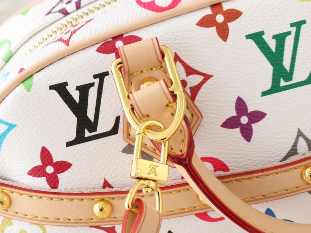 ルイ・ヴィトン LV x TM イーストウエスト ハンドバッグ