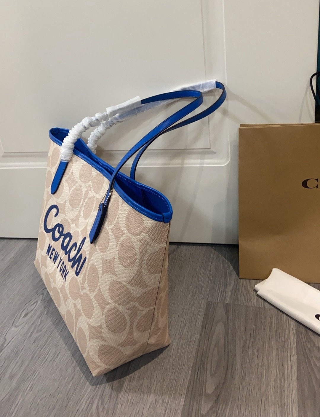 コーチ「Coach」シティトート アカデミックスタイル ショルダーバッグ
