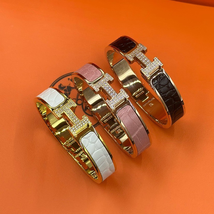 エルメス ブランドの象徴的なブレスレット