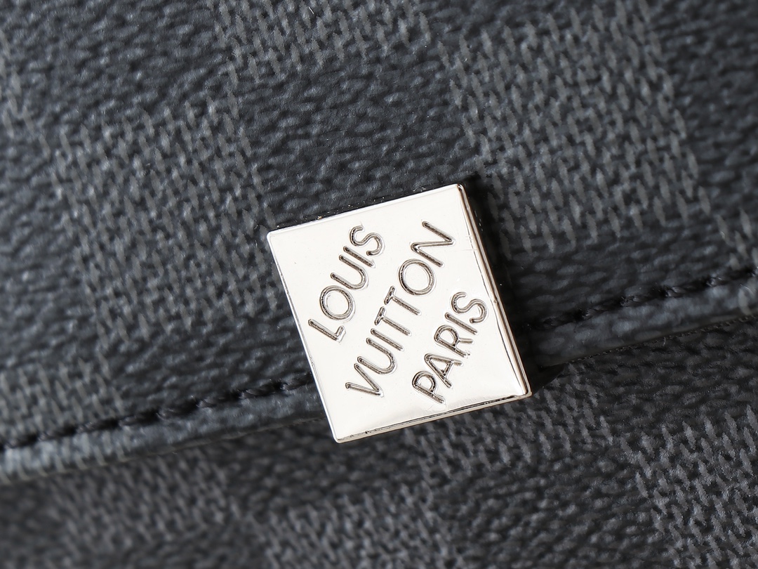 ルイ・ヴィトン ディストリクト PM/MM メッセンジャーバッグ「District」