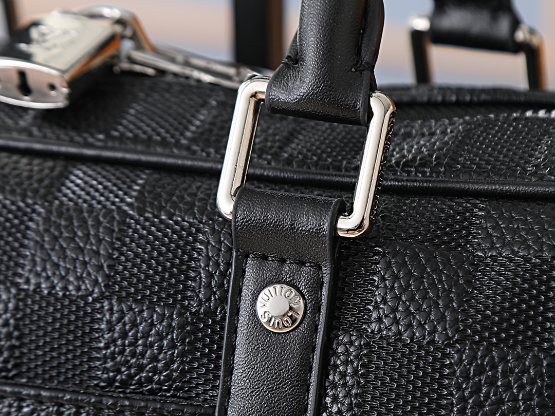 ルイ・ヴィトン ポルト ドキュマン･ヴォワヤージュ「Porte-Documents Voyage」