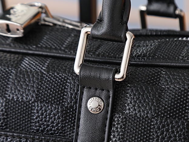 ルイ・ヴィトン ポルト ドキュマン･ヴォワヤージュ「Porte-Documents Voyage」