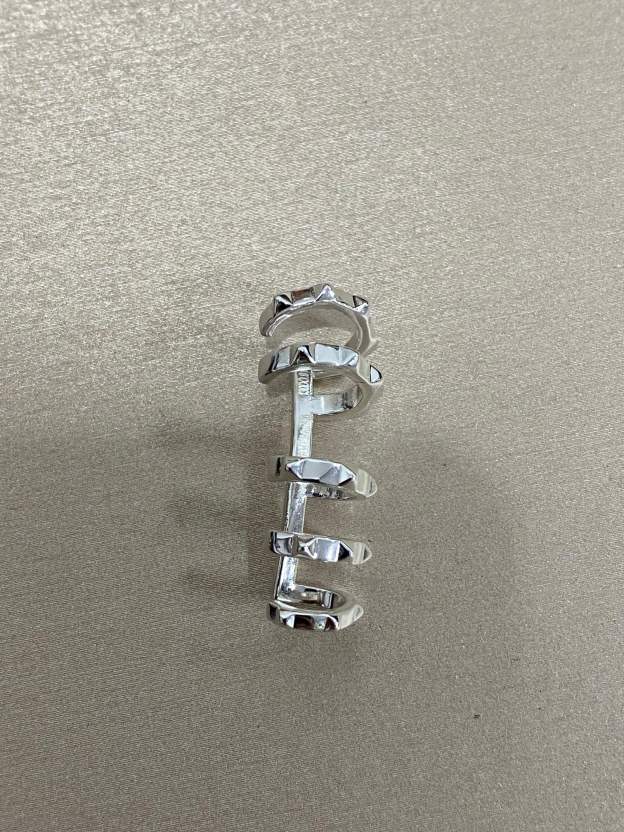 エルメス イヤリング、卓越した職人技の輝き