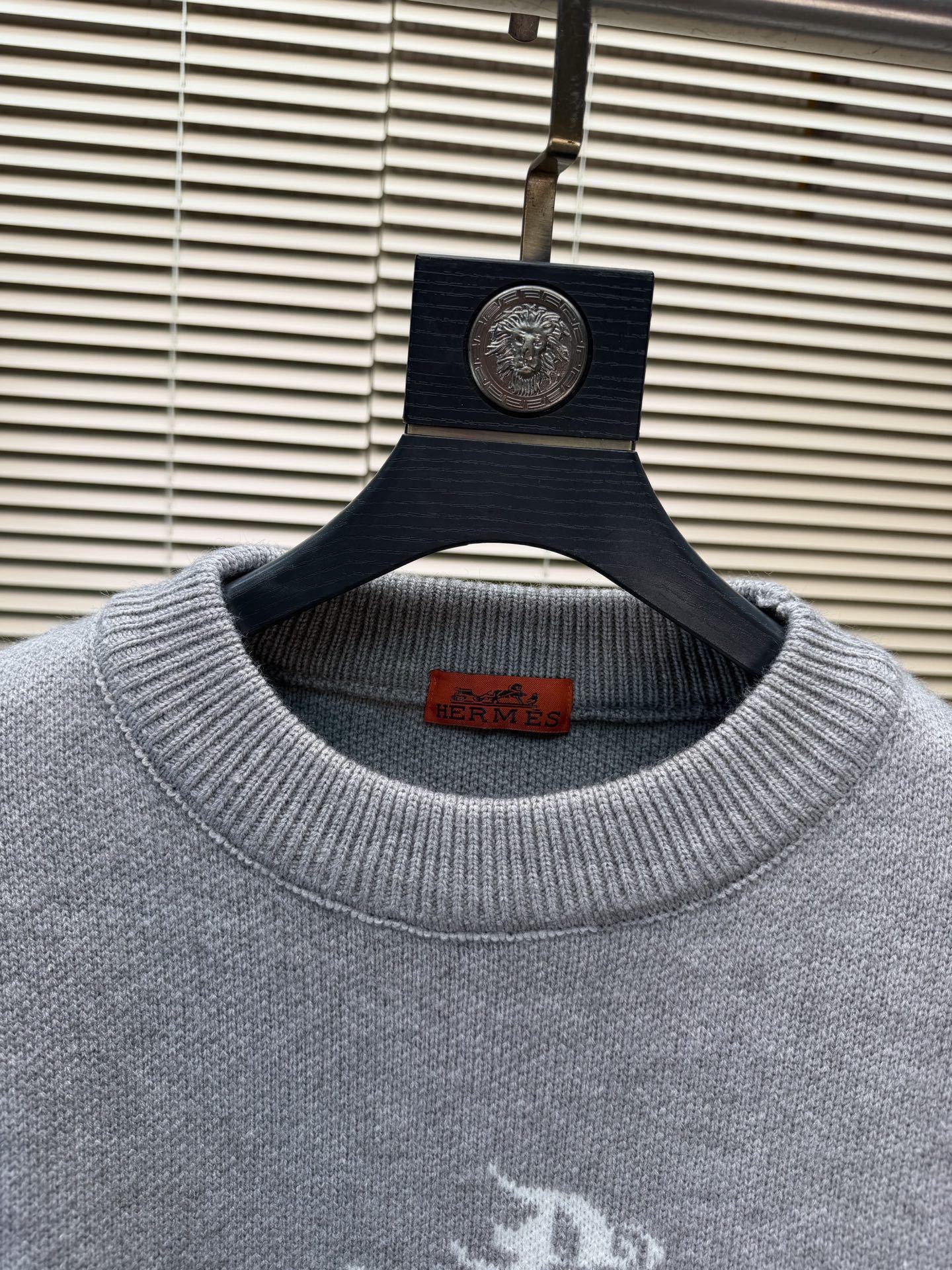 エルメス「Hermès」春季新作ラウンドネックスウェット