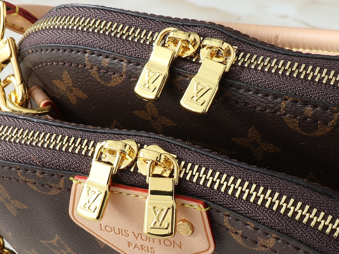 ルイ・ヴィトン ビー アルマ チェーン ハンドバッグ「Alma Bag」