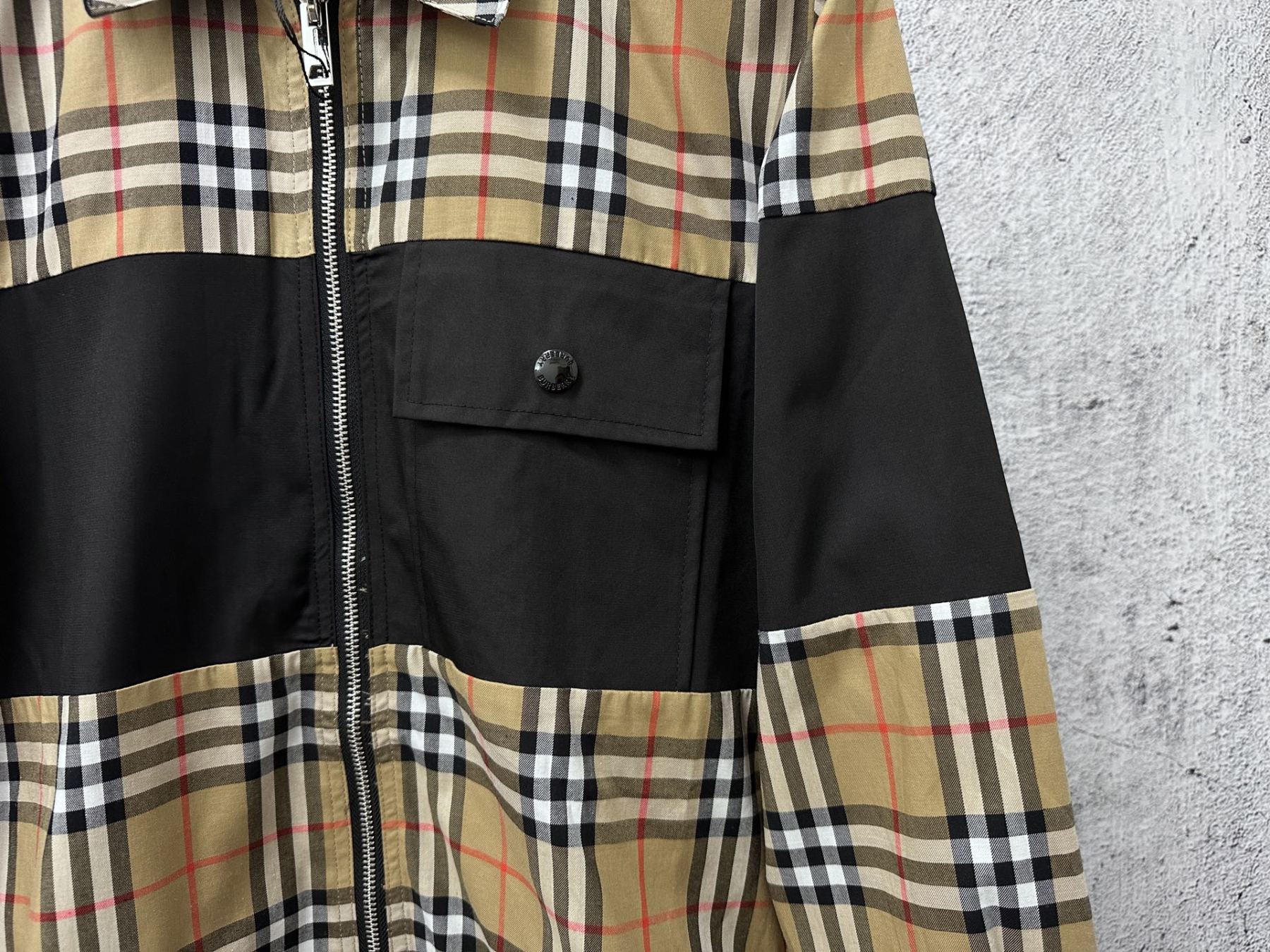 バーバリー「Burberry」 2026年新作 カジュアルシャツ