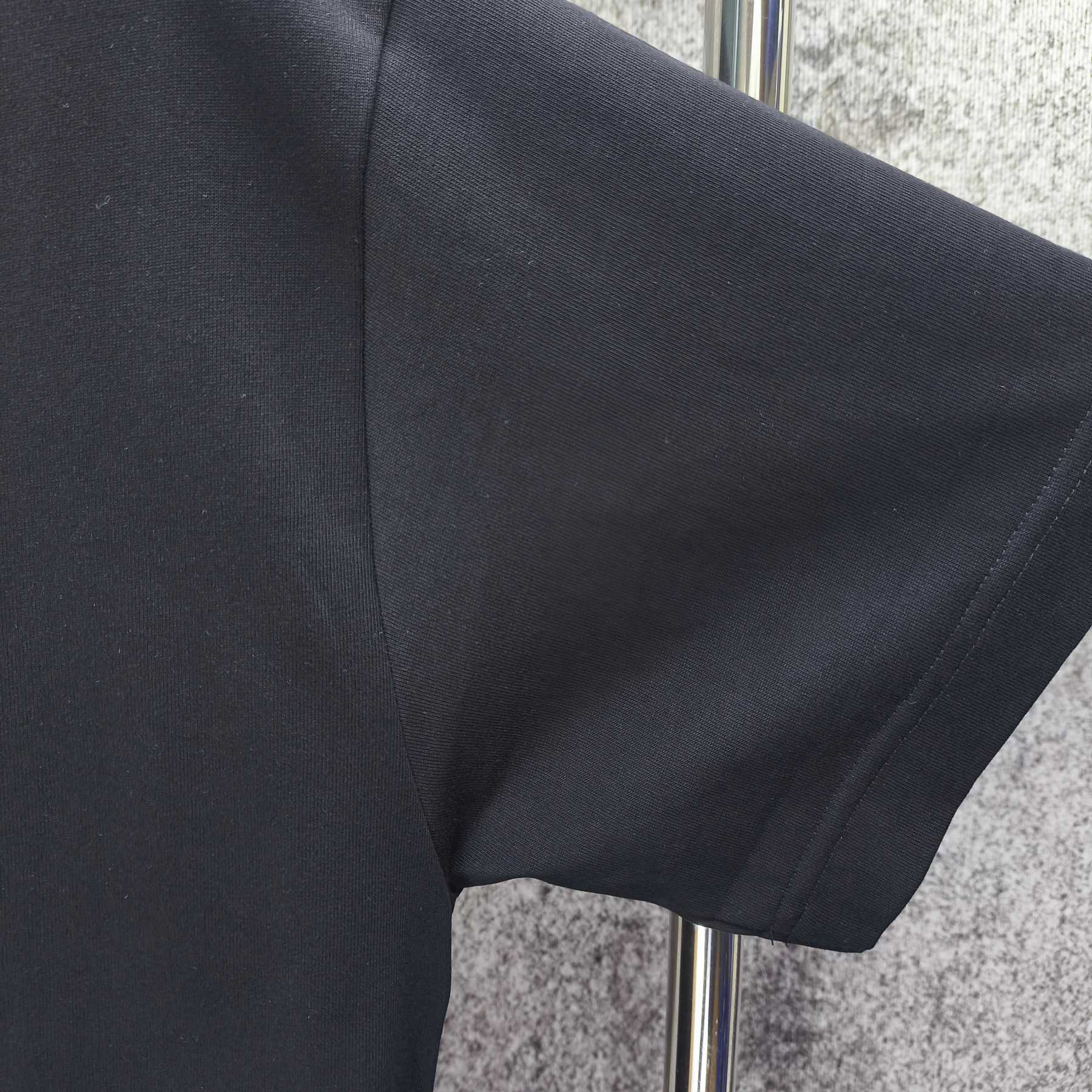 エルメス「Hermès」 クルーネックTシャツ 軽やかな着心地 春夏新作