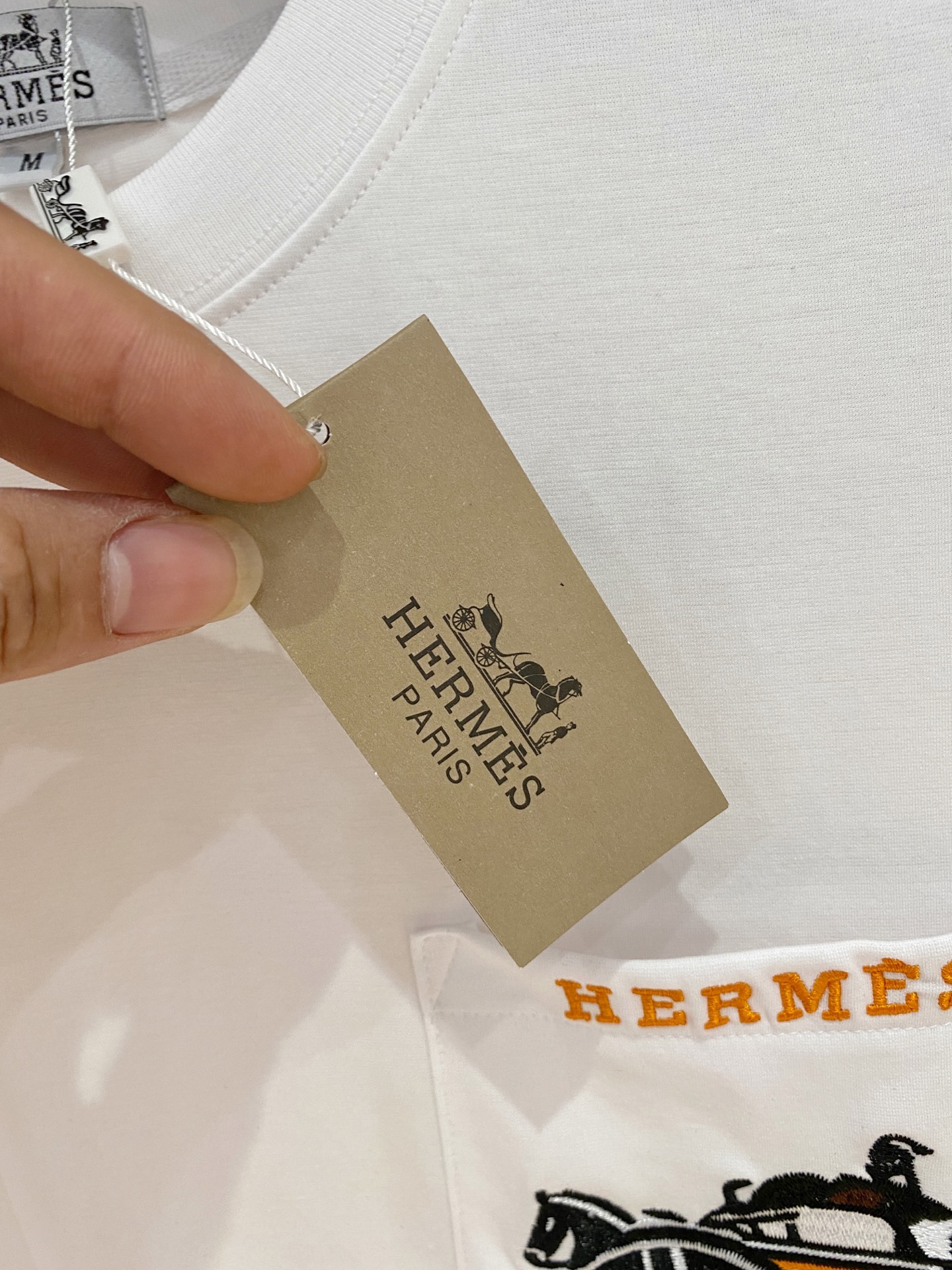 エルメス「Hermès」 クルーネックTシャツ 軽やかな着心地 春夏新作