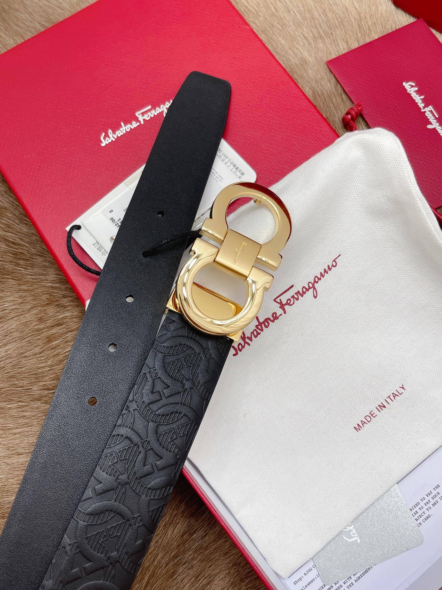 【新規倉庫入り】Salvatore Ferragamo 職人仕上げ高級ベルト「全長約 100cm」