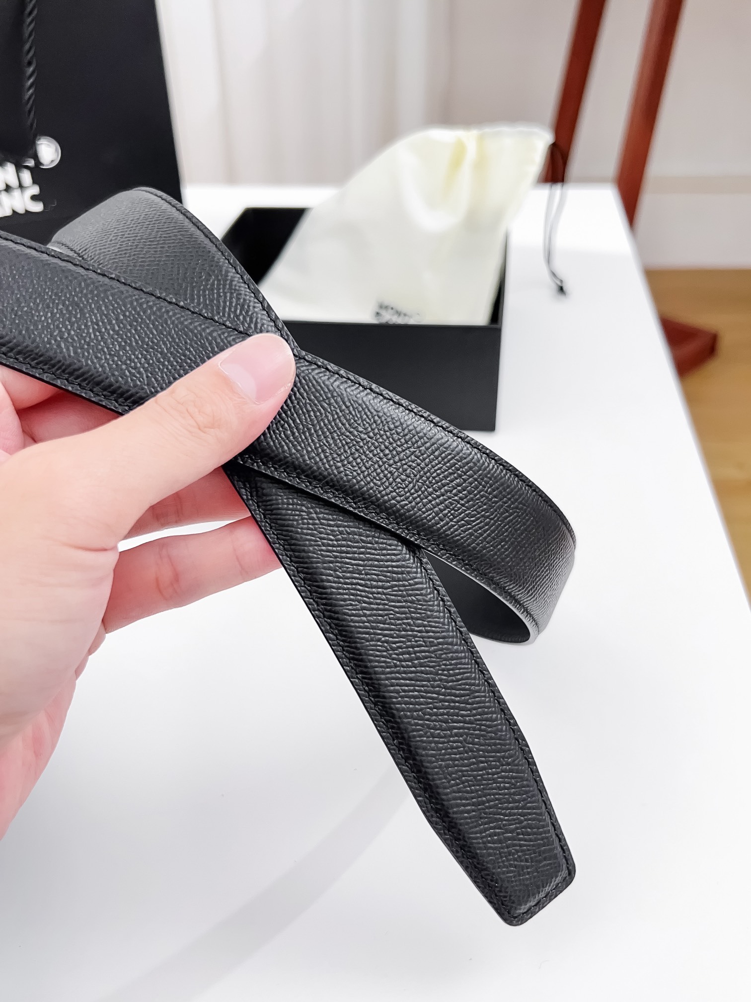 【厳選在庫】Montblanc ビジネスマン正装ベルト「全長約 100cm」