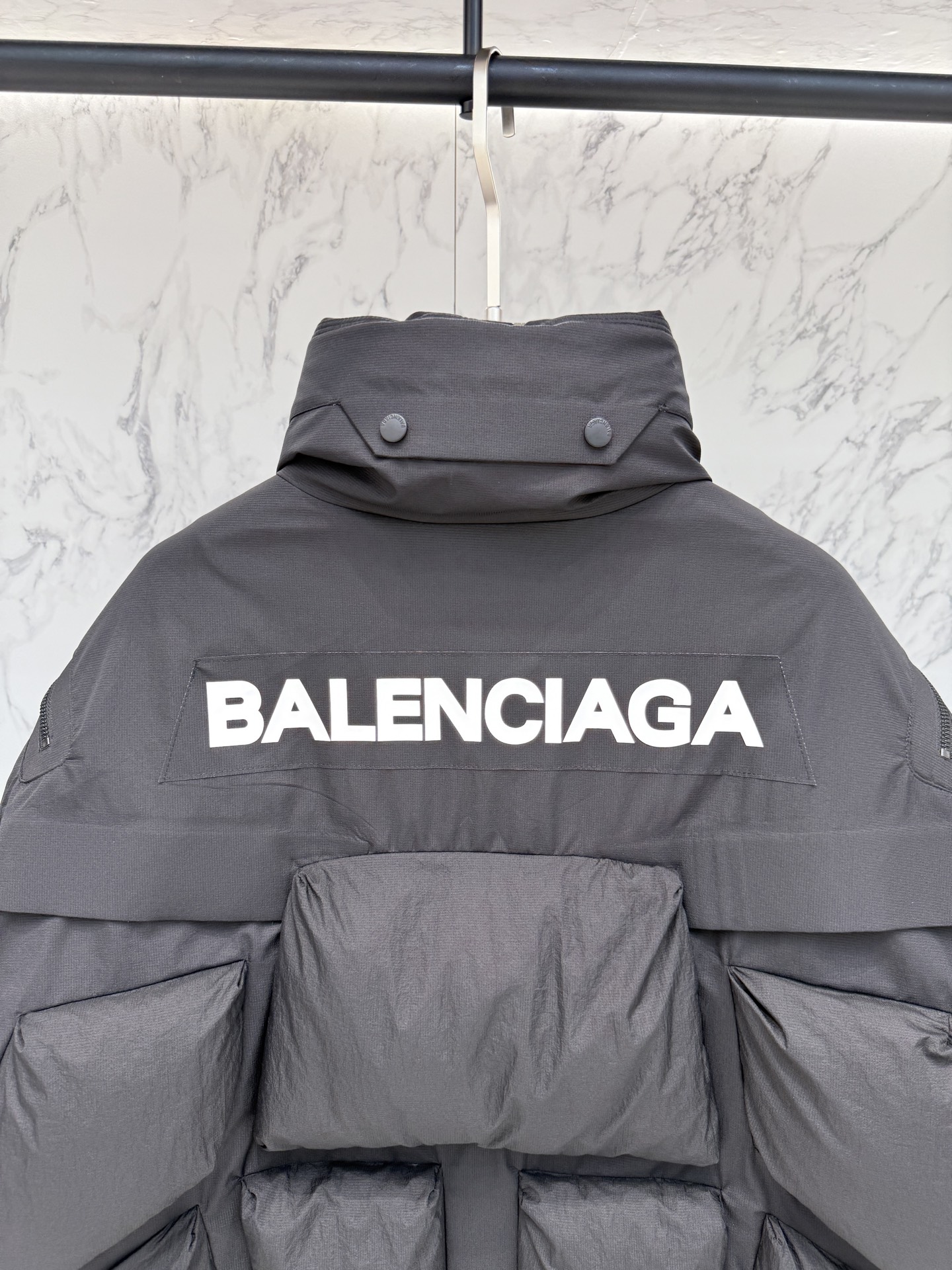 バレンシアガ「Balenciaga」‌メンズファッションスタンドカラーダウンジャケット