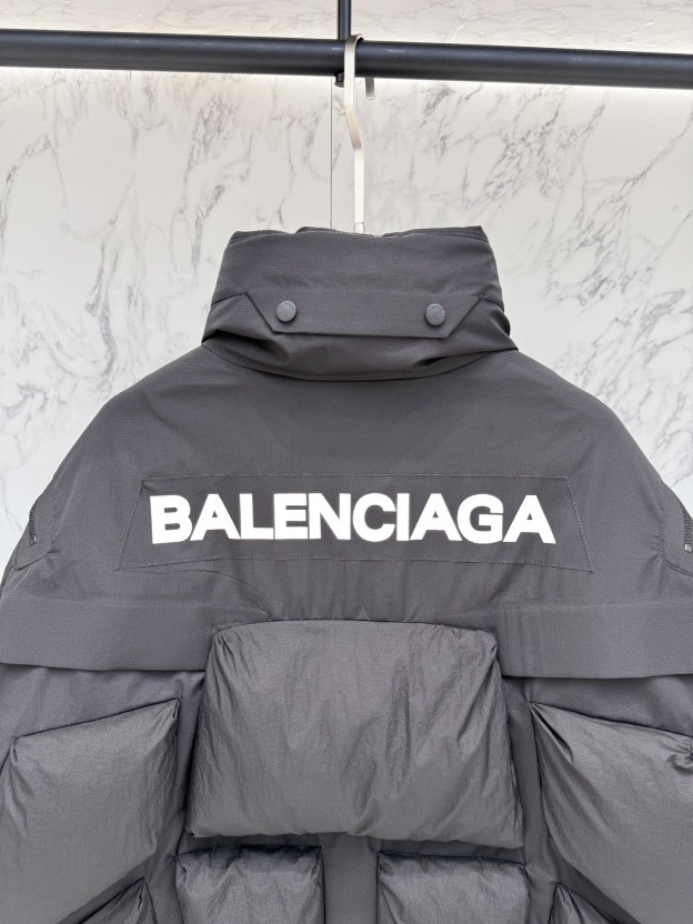 バレンシアガ「Balenciaga」‌メンズファッションスタンドカラーダウンジャケット