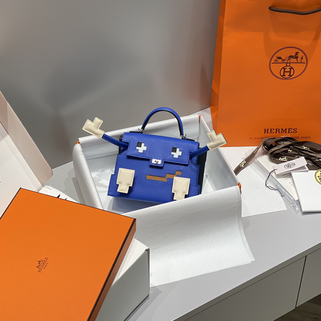 エルメス「Hermès」ケリードール ピクト バッグ「Kelly Doll Picto Bag」