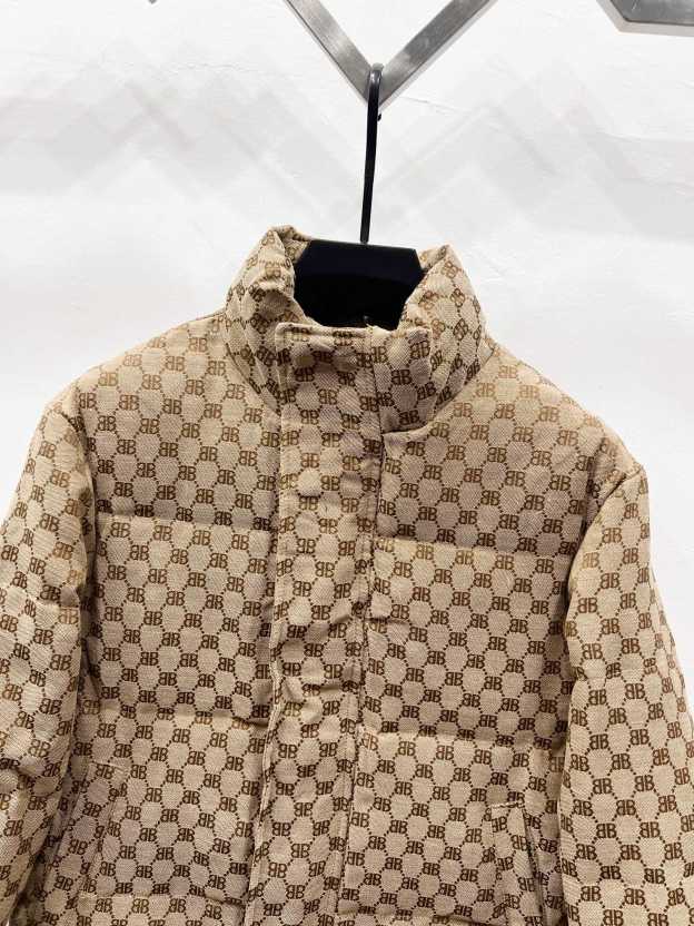 バレンシアガ「Balenciaga」‌軽奢華なジャカード柄個性ダウンジャケット 男女兼用