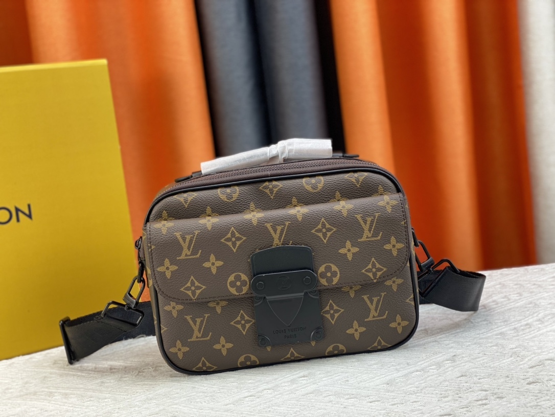 ルイ・ヴィトン「Louis Vuitton」S Lock メッセンジャーバッグ
