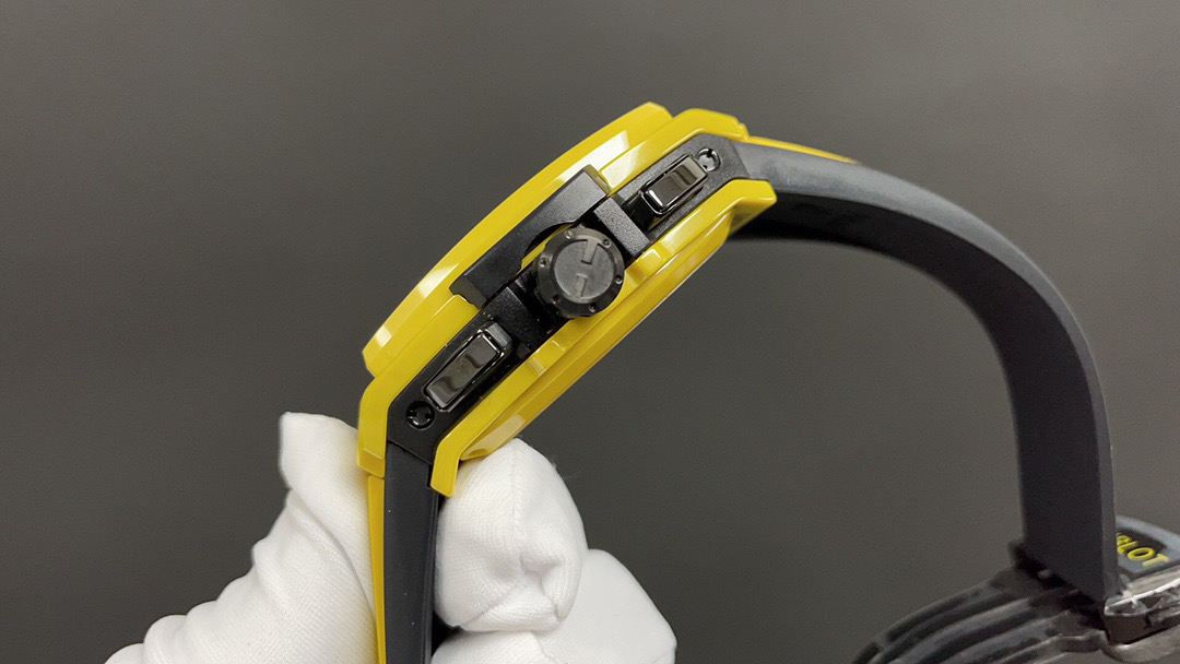 ウブロ［Hublot］ ビッグバン ソウル イエローマジック メンズウォッチ