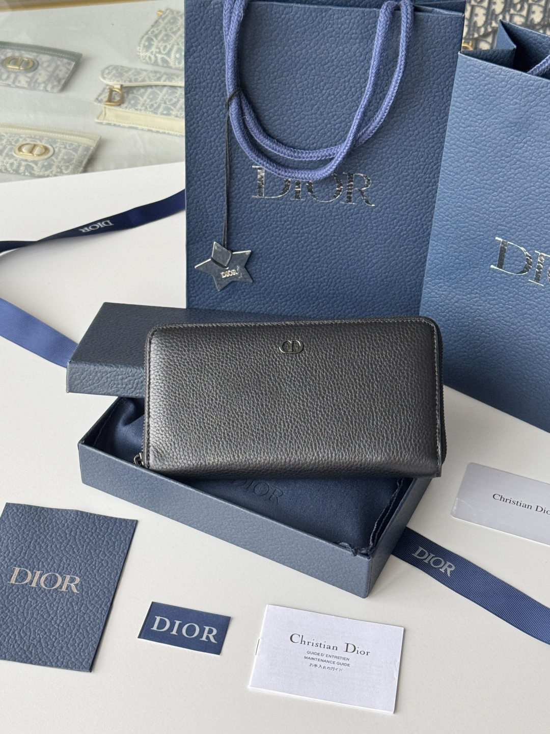 ディオール「Dior」CD Icon ロングジップウォレット