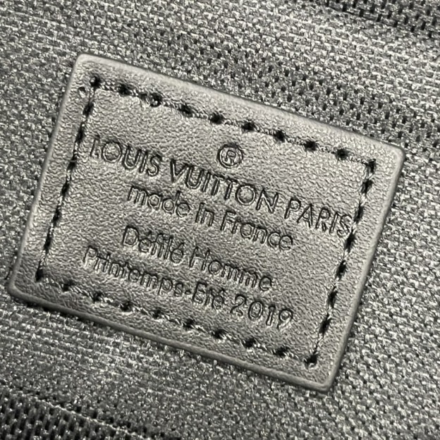 ルイ・ヴィトン「Louis Vuitton」新作 Trio メッセンジャーバッグ