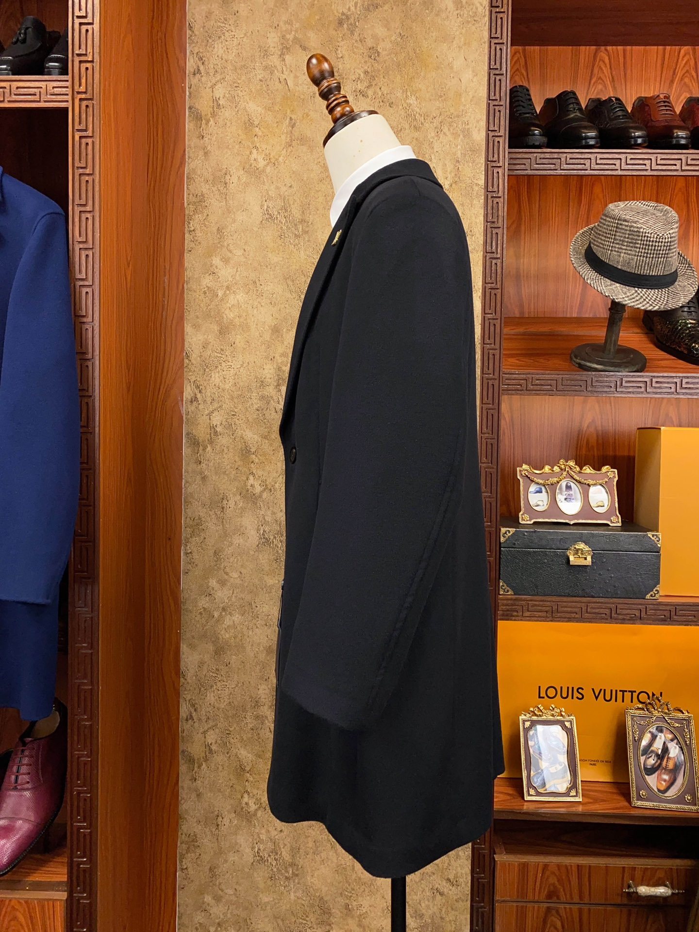 ルイ・ヴィトン「Louis Vuitton」秋冬 ロングコート