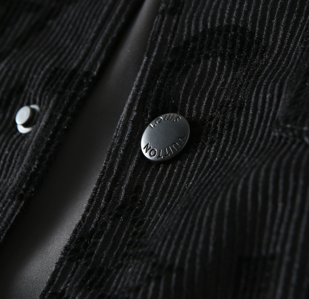 ルイ・ヴィトン「Louis Vuitton」秋冬コレクション クイルテッド ジャケット