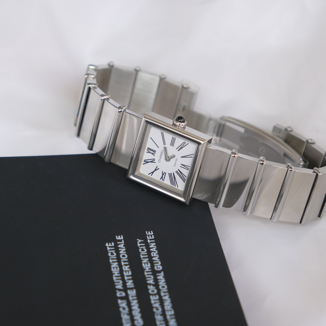 シャネル「Chanel」Première 腕時計 23x23MM