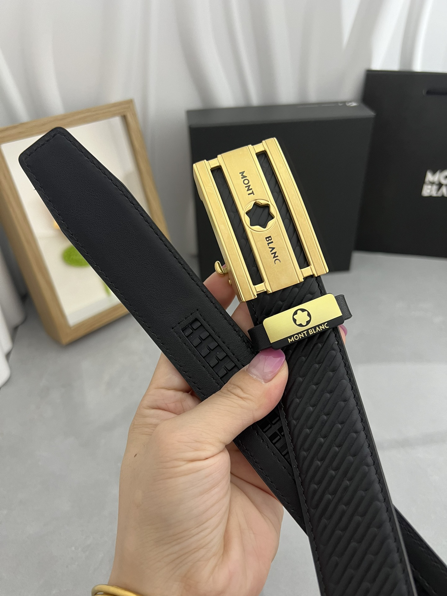 【厳選在庫】Montblanc ビジネスマン正装ベルト「全長約 100cm」