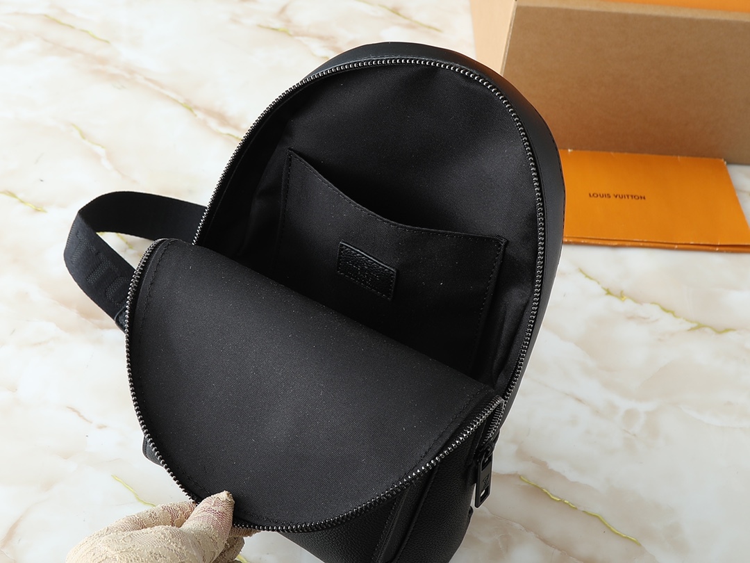 ルイ・ヴィトン「Louis Vuitton」パイロット チェストバッグ