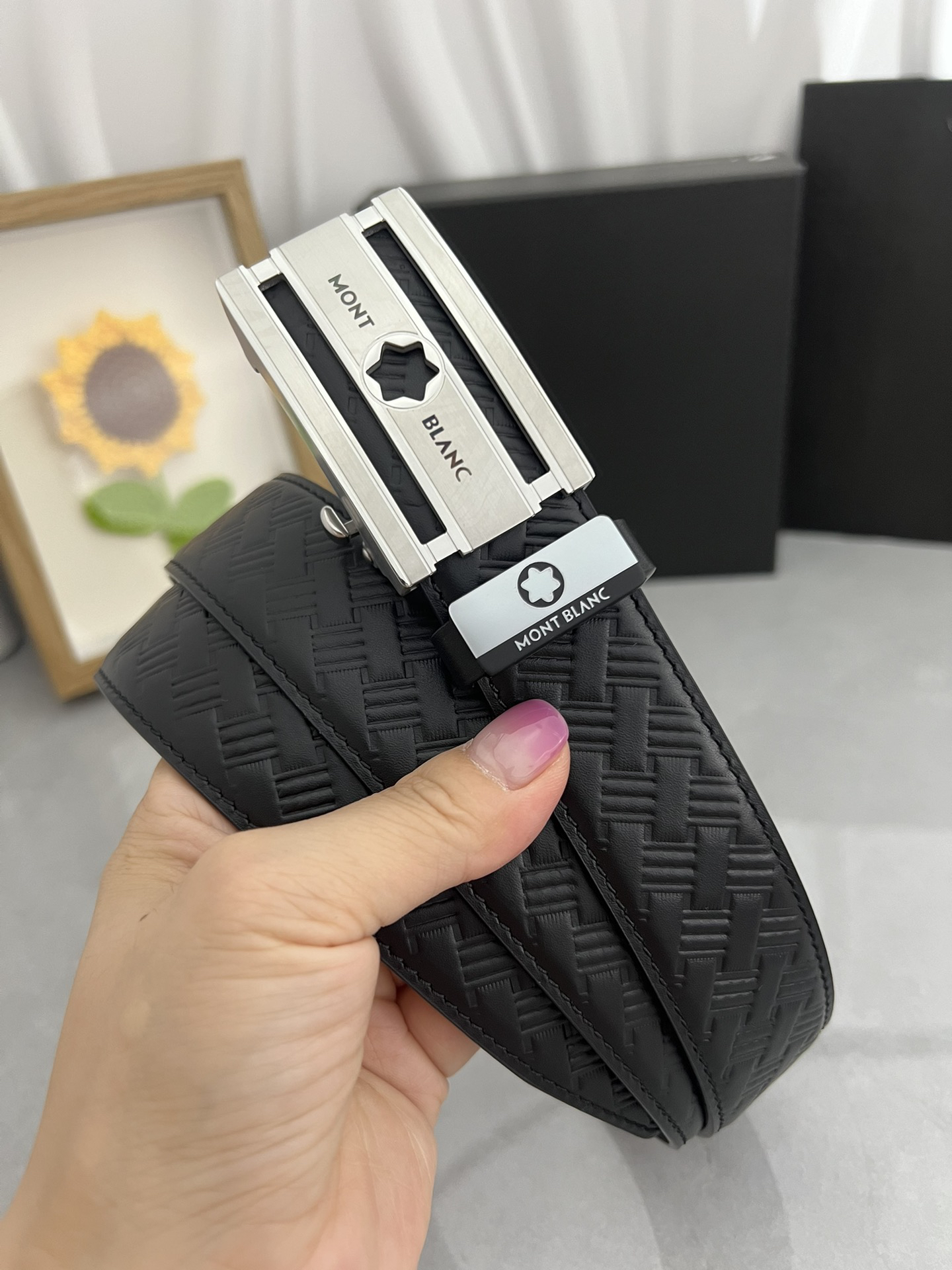 【厳選在庫】Montblanc ビジネスマン正装ベルト「全長約 100cm」
