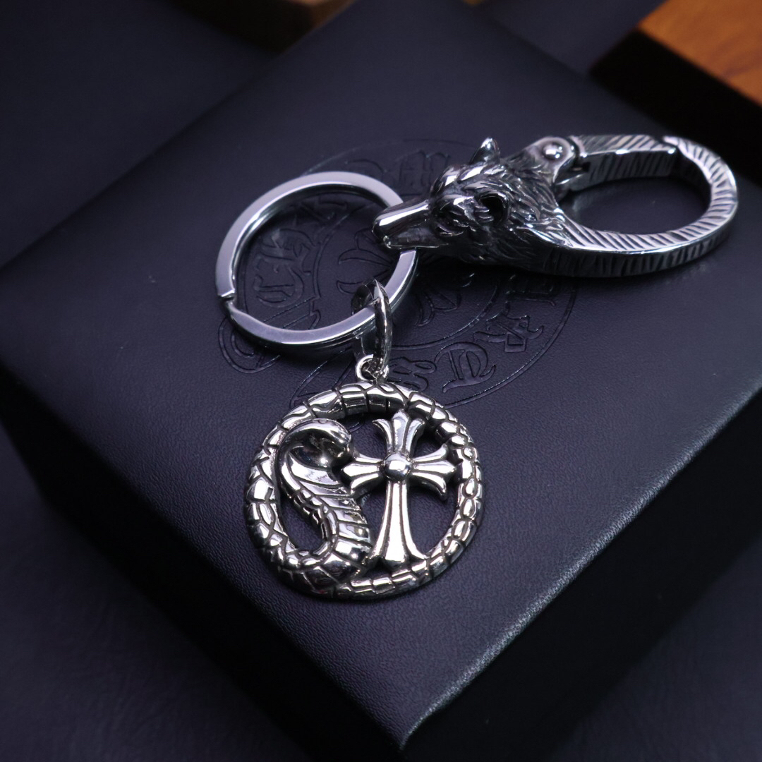 クロムハーツ「Chrome Hearts」キーホルダー＆バッグチャーム - トレンドシンボル