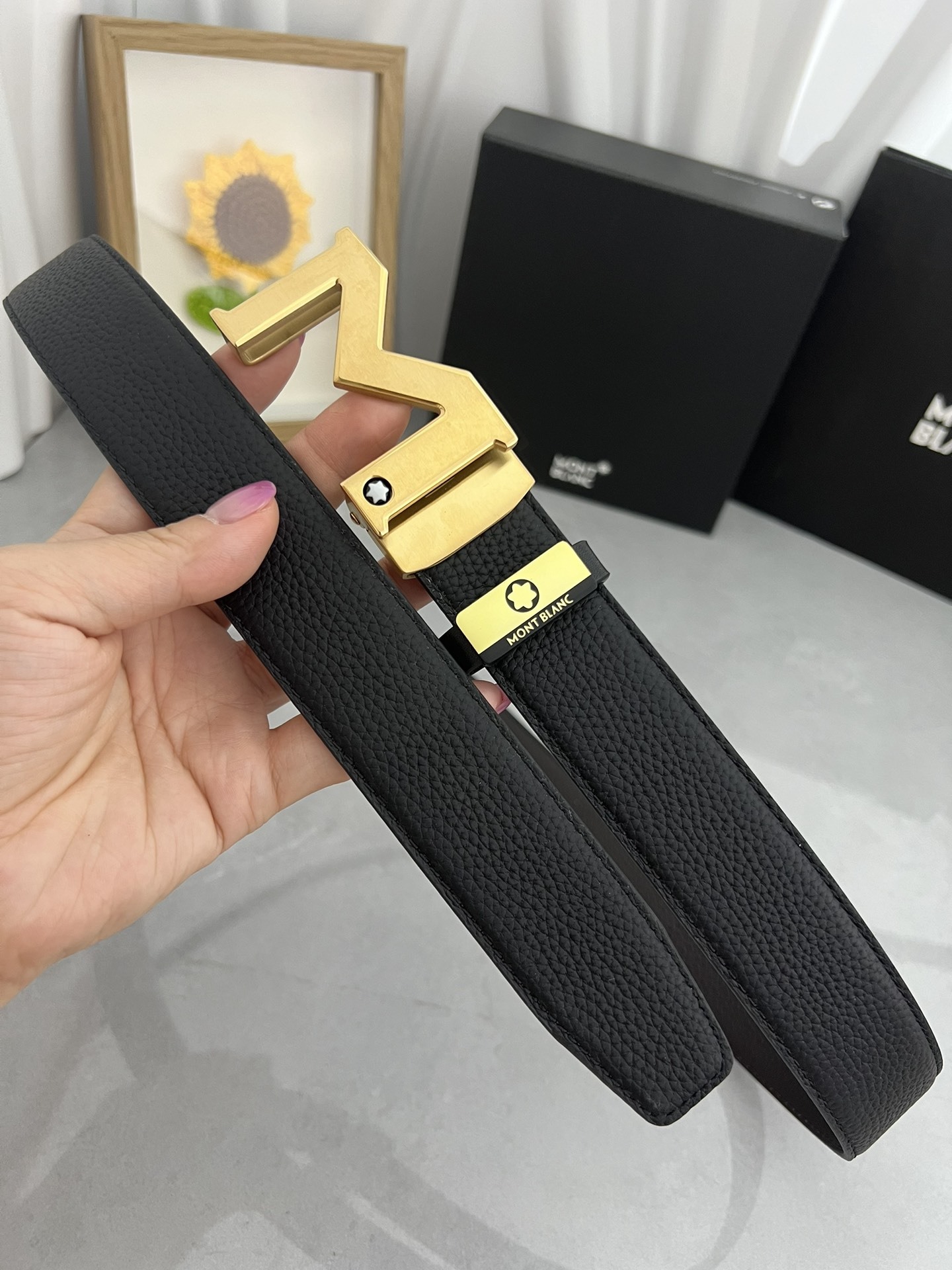 【厳選在庫】Montblanc ビジネスマン正装ベルト「全長約 100cm」