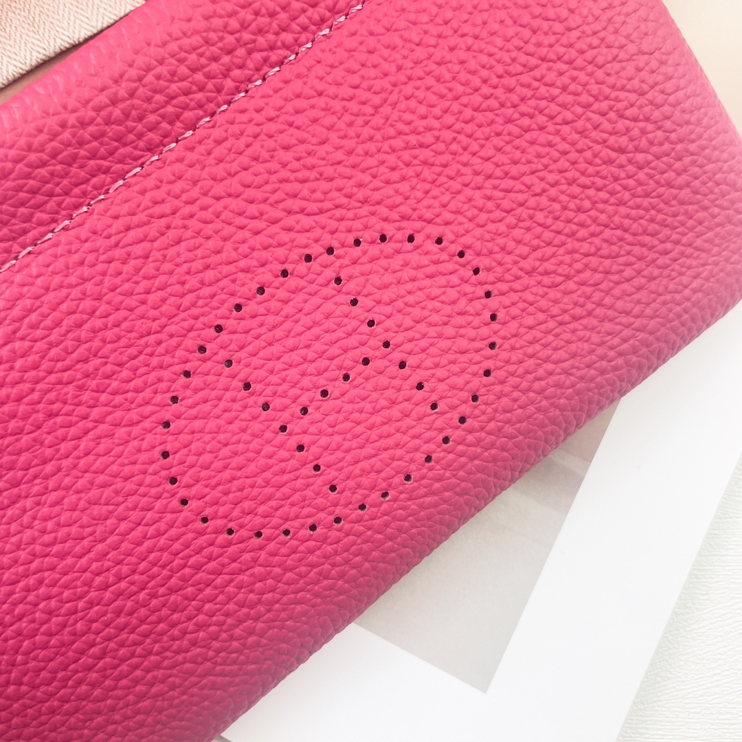 【厳選新入荷】エルメス Evelyne Zip Pouch イヴリンファスナーハンドポーチ「携帯小銭収納レザー小物」
