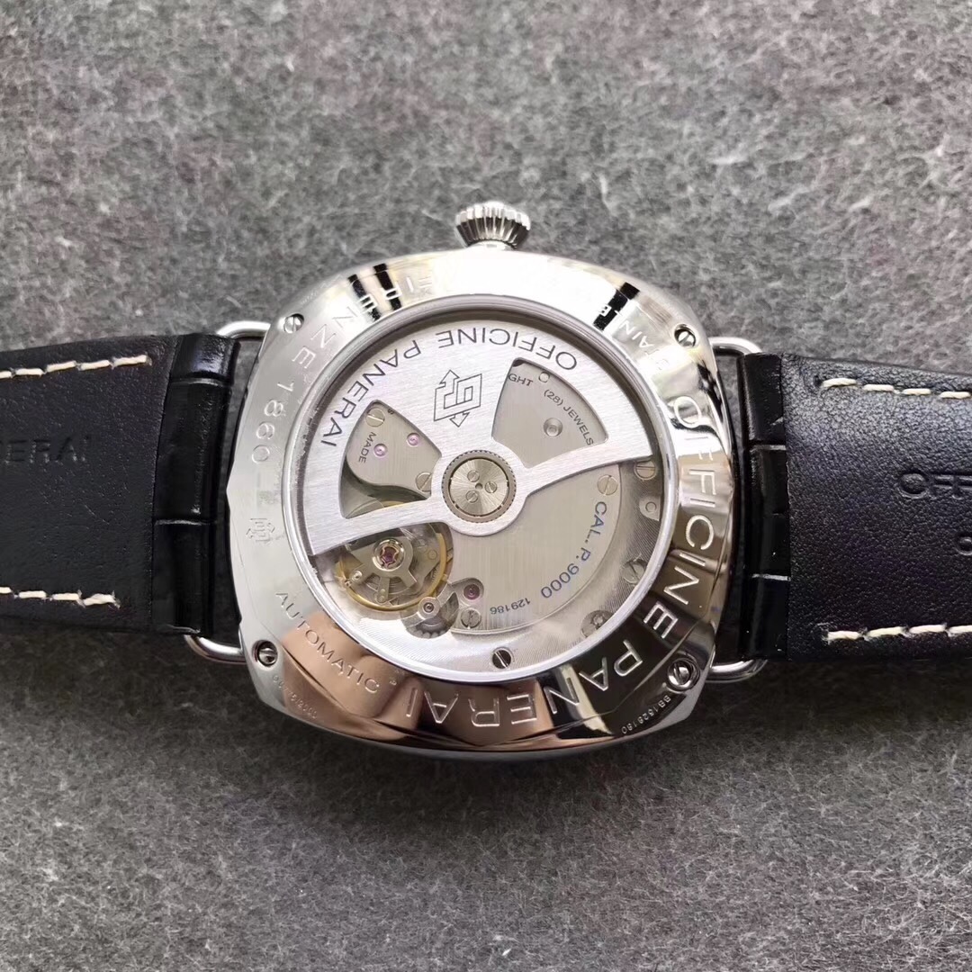 パネライ「Panerai」ラジオミール ブラックシール 45MM腕時計