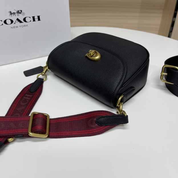コーチ「Coach」Willow Saddle レトロサドルバッグ