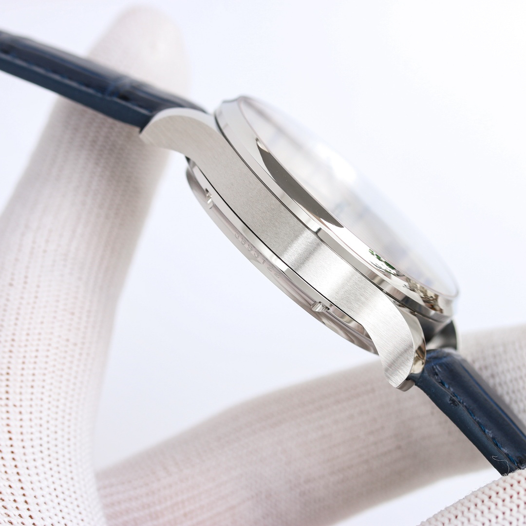 アイダブリューシー［IWC］ポルトガル年历腕表44MM