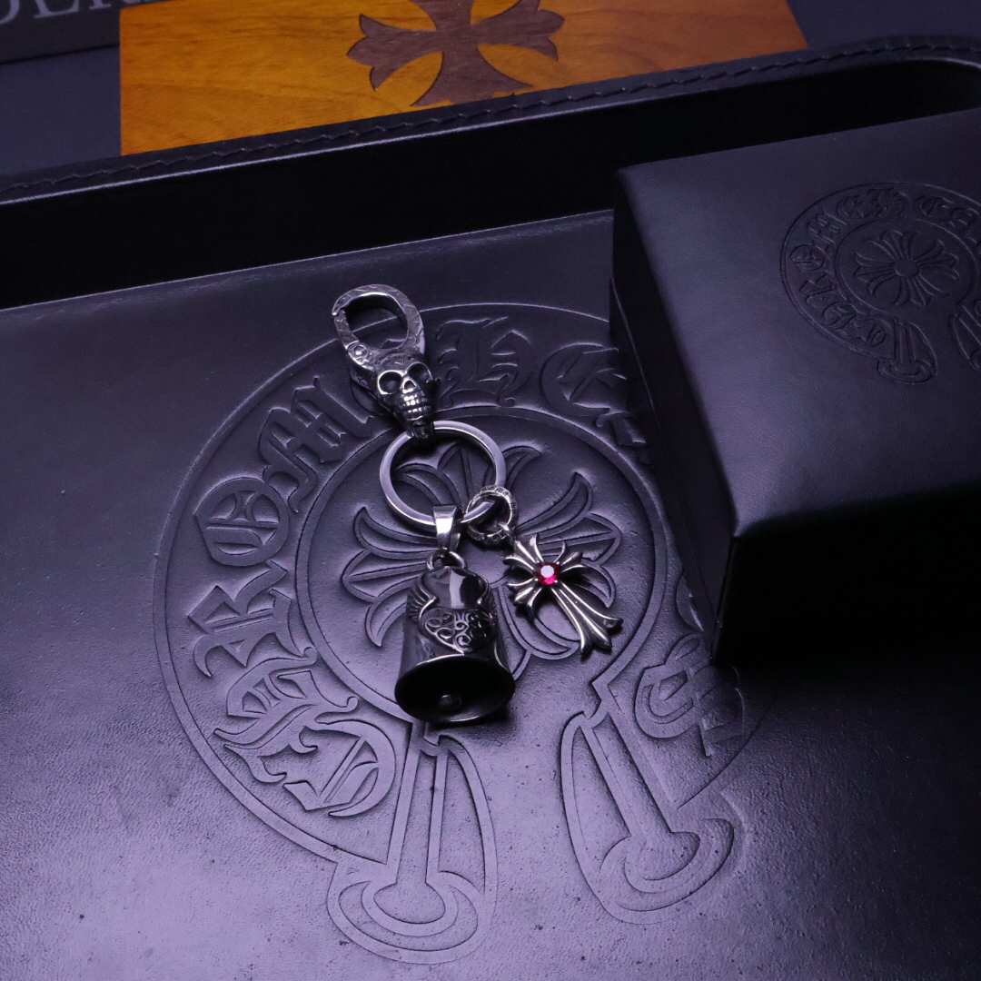 クロムハーツ「Chrome Hearts」キーホルダー＆バッグチャーム - トレンドシンボル