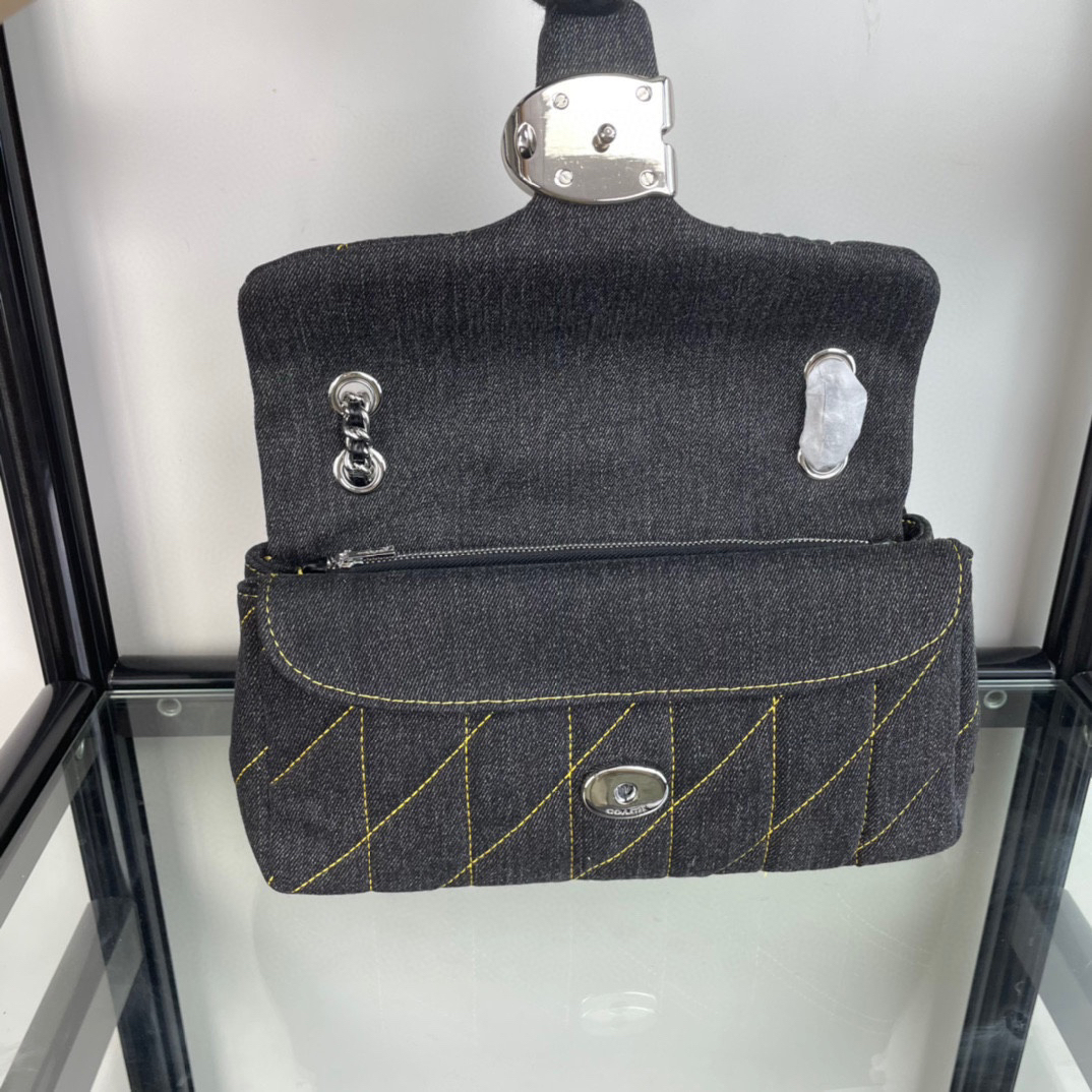 コーチ「Coach」Tabby 20 菱格纹绗缝 デニム チェーンショルダーバッグ