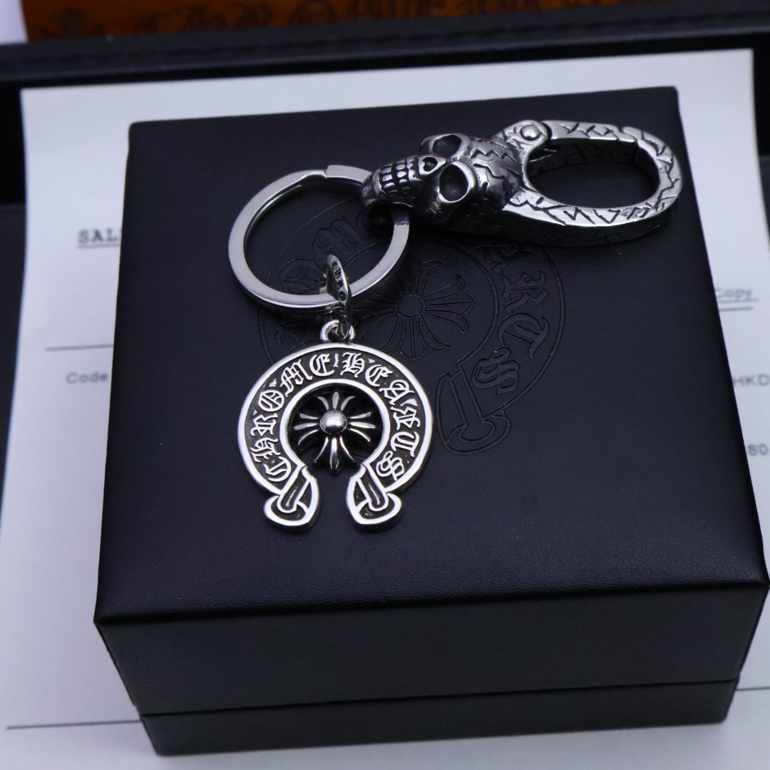 クロムハーツ「Chrome Hearts」キーホルダー＆バッグチャーム - トレンドシンボル