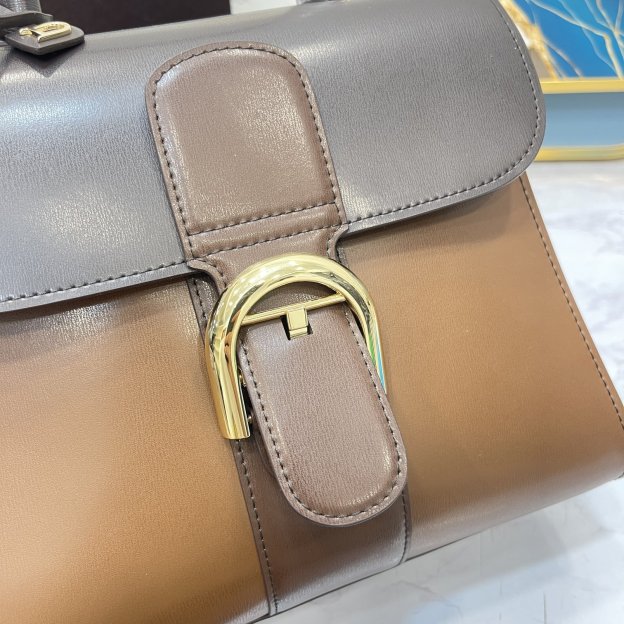 デルヴォー「Delvaux」 ショルダーバッグ