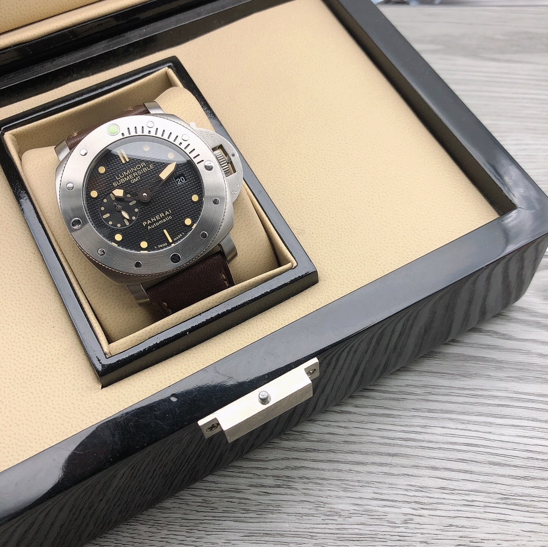 パネライ［Panerai］SUBMERSIBLE 潜行者 オートマティック メカニカル ウォッチ48MM