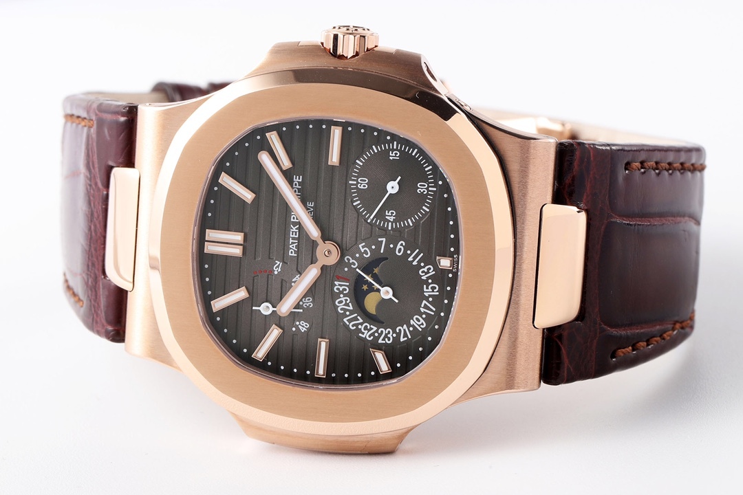 パテック フィリップ「Patek Philippe」ノーチラス 40MM