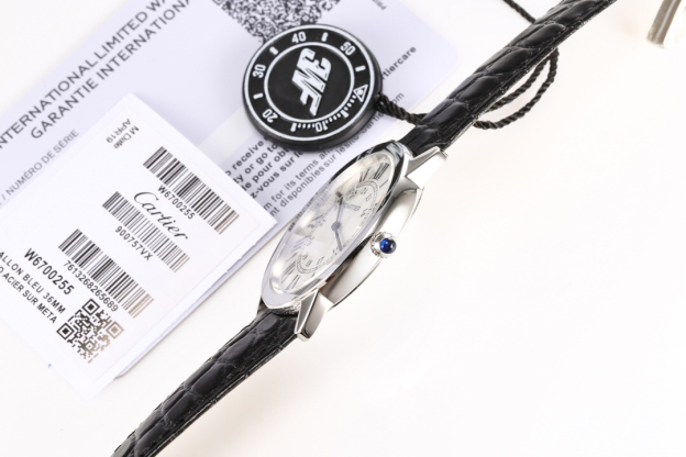 カルティエ［Cartier］ロンド デ カルティエ ミディアム 腕時計36MM