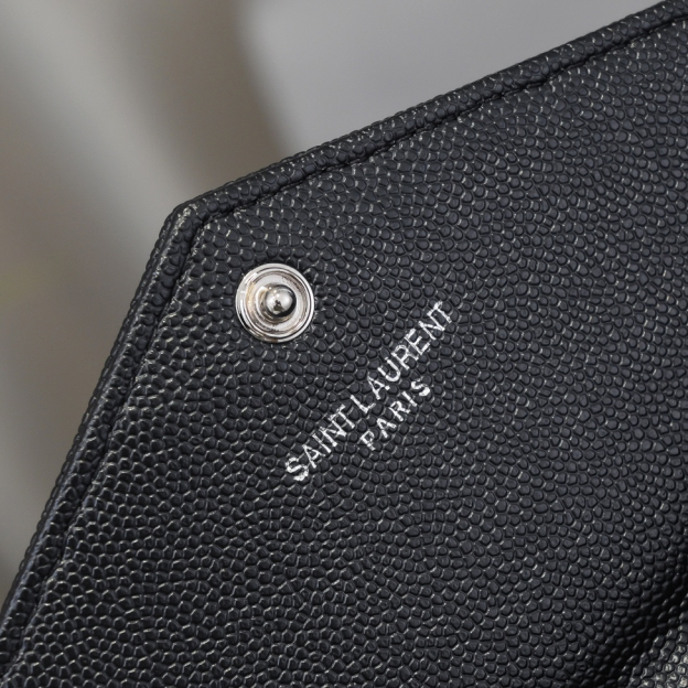 サンローラン「Saint Laurent」カサンドラ マトラッセ ラージ フラップウォレット