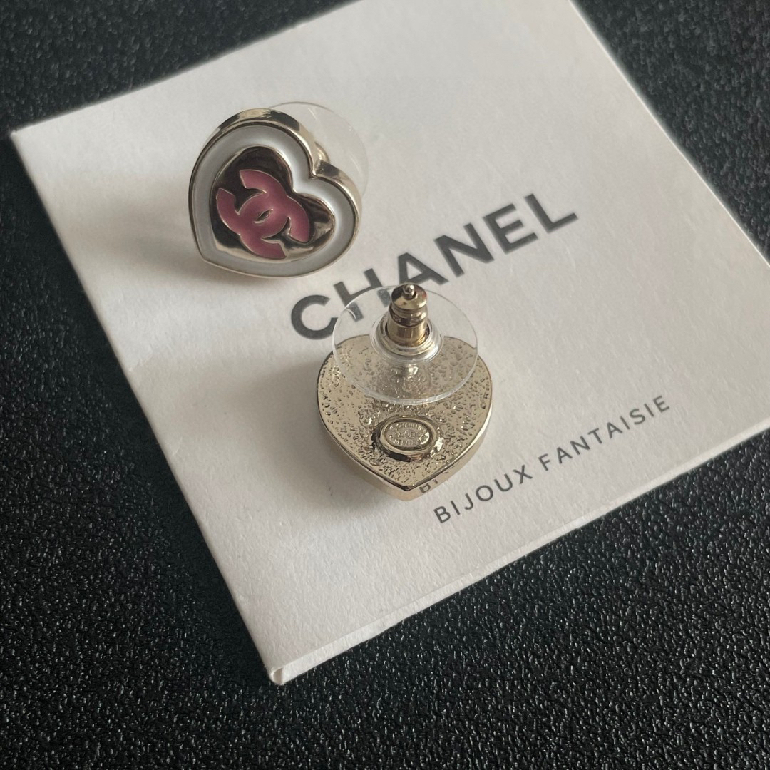シャネル「Chanel」ハート＆ダブルC ピアス