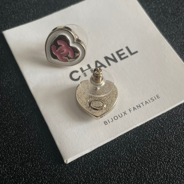 シャネル「Chanel」ハート＆ダブルC ピアス