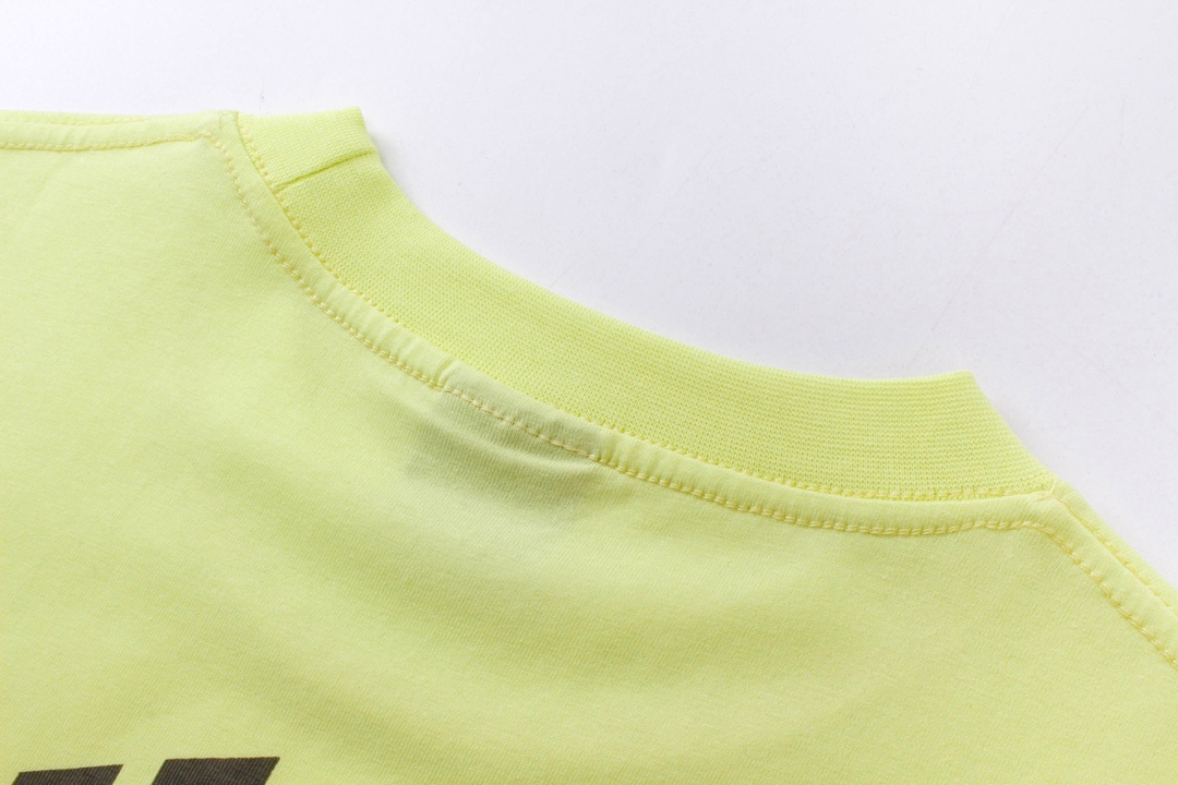 バレンシアガ「Balenciaga」2024ファントムダブルロゴプリントTシャツ