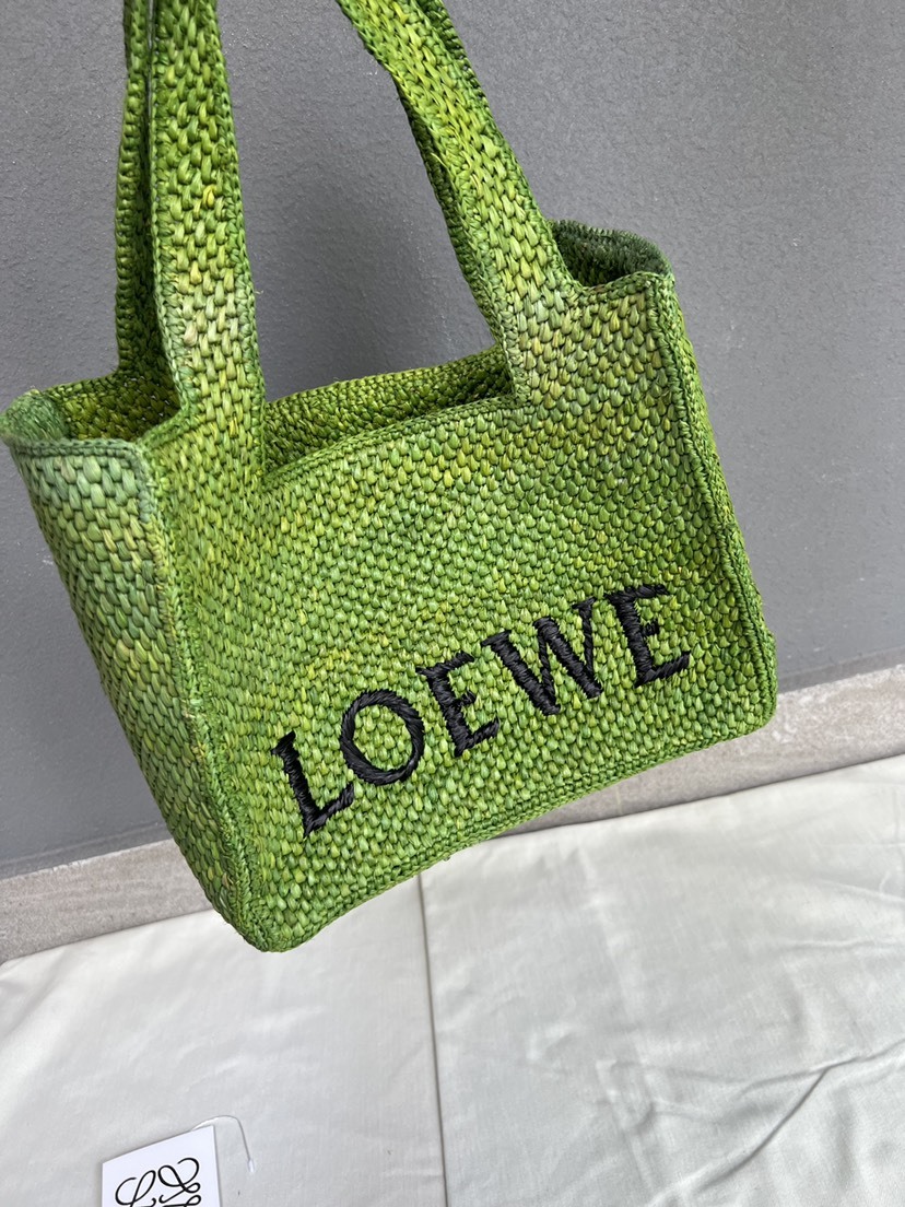 ロエベ「Loewe」Palm Series 手工酒椰纤维トートバッグ
