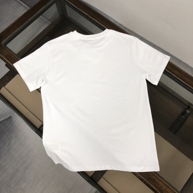 フェンディ「Fendi」25SS マスターコレクション グラフィックプリント ラウンドネック ショートスリーブTシャツ