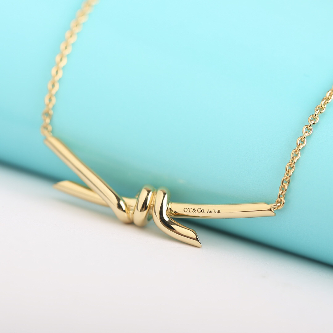 ティファニー「Tiffany & Co.」 Knot シリーズ ダイヤモンドネックレス38.1-43.2CM