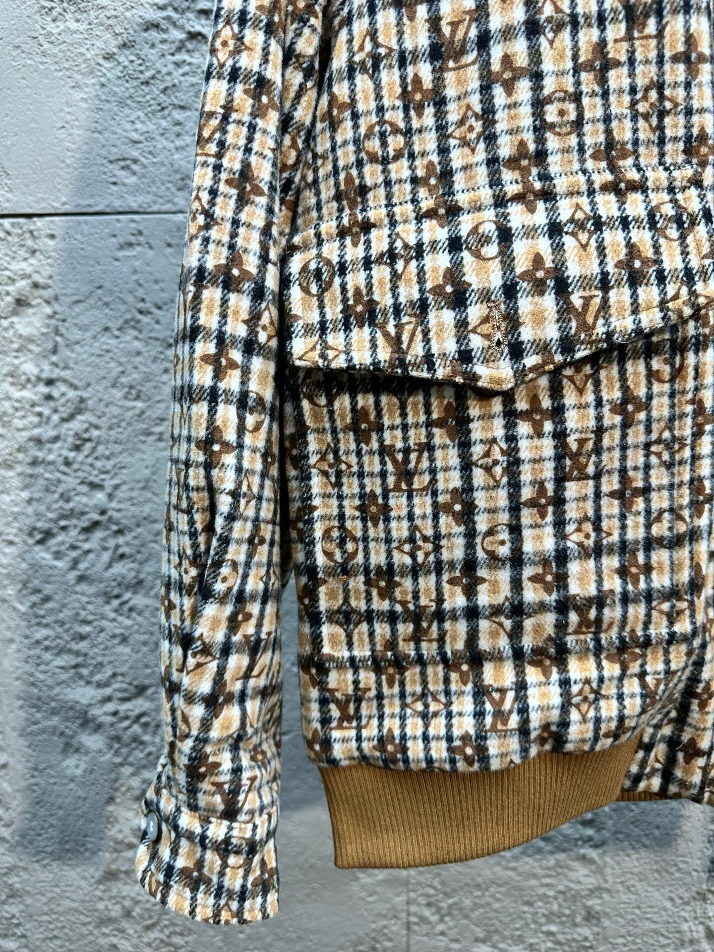ルイ・ヴィトン「Louis Vuitton」モダンベースボールジャケット
