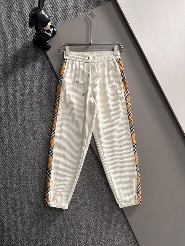 バーバリー「Burberry」秋冬 メンズカジュアルスポーツセット